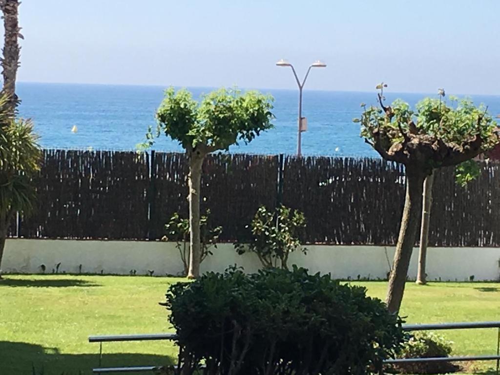דירות יורט דה מאר Romantico Piso De La Playa Fenals מראה חיצוני תמונה